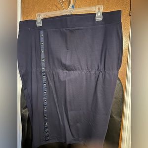 Torrid navy blue snap slit pencil skirt